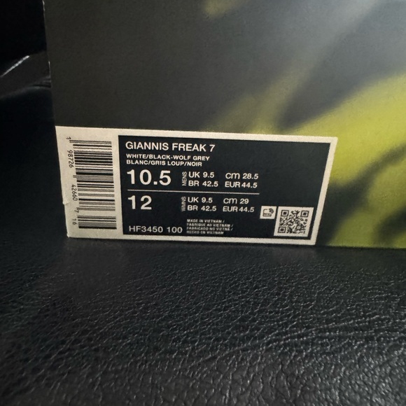 Nike Giannis Freak 7 White Black Gray Athletic Shoes main image 5